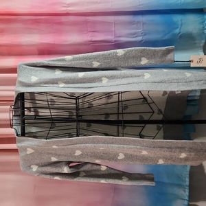 Long gray sweater with white hearts